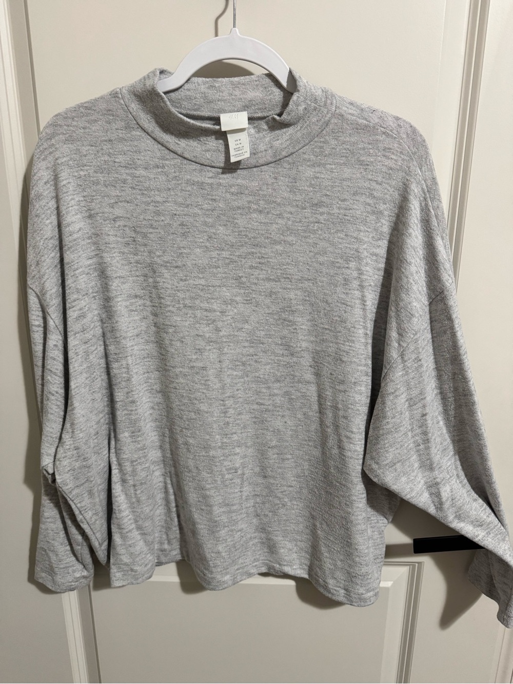 H&M Heather Gray Mock Neck Light Sweater - Size M